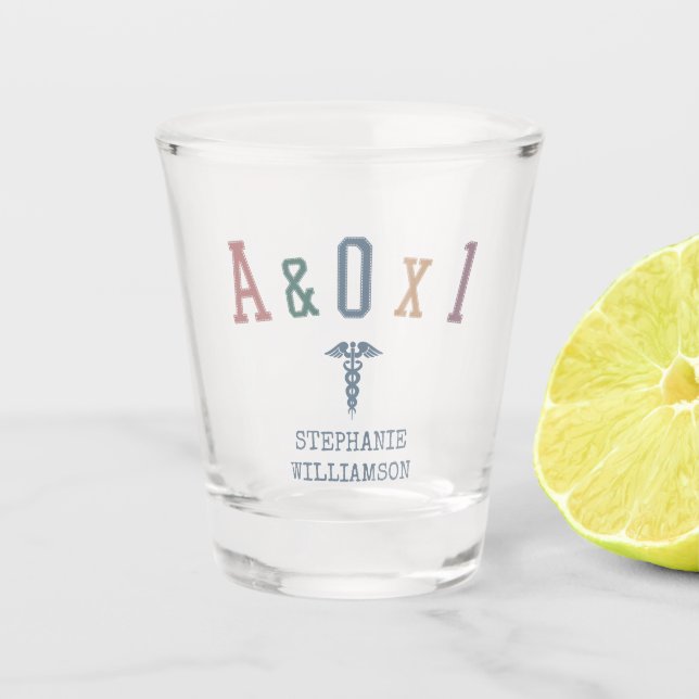 Warnung und Orientierung an Person A&OX1 Krankenge Schnapsglas (Vorderseite)