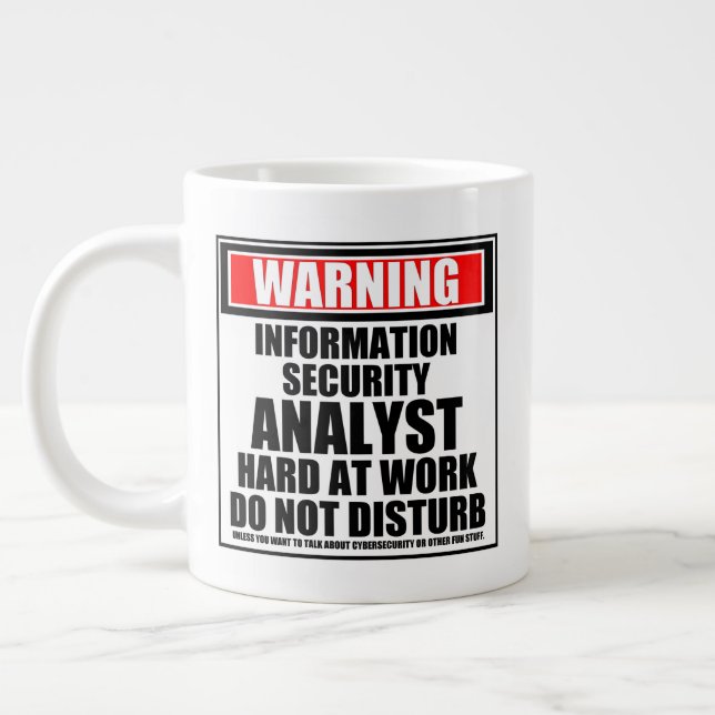 Warnung vor Sicherheitsanalytikern Jumbo-Tasse (Links)
