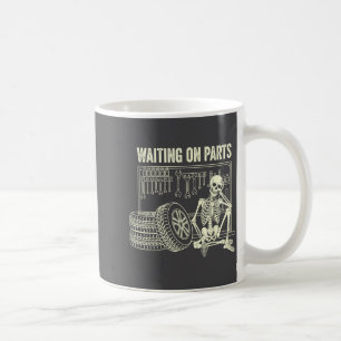 Warten auf Teile Skelett Auto Reparatur Mechaniker Kaffeetasse
