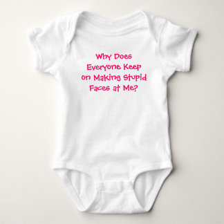 Warum jeder tut, behalten Sie auf der Herstellung Baby Strampler