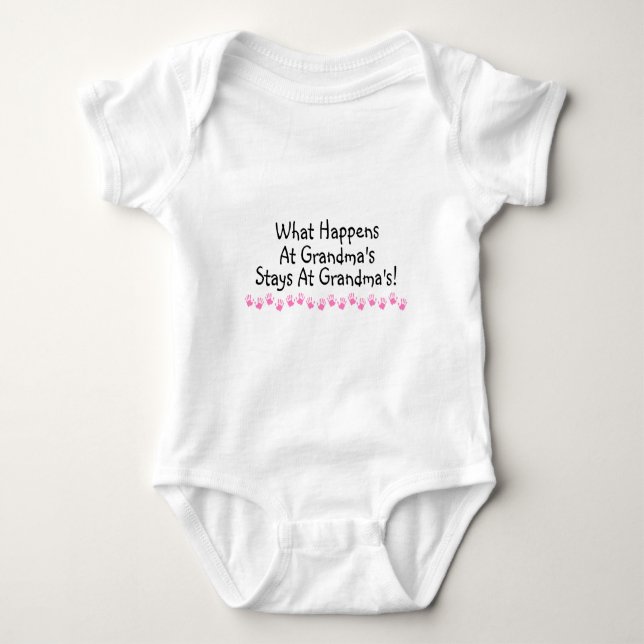 Was an den Großmüttern geschieht, bleibe an den Baby Strampler (Vorderseite)
