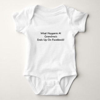 Was bei Grandma'sEnds oben auf Facebook geschieht! Baby Strampler