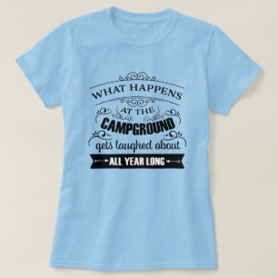 Was geschieht im T - Shirt der Frauen im Campingpl