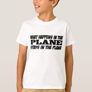 Was im Flugzeug geschieht T-Shirt