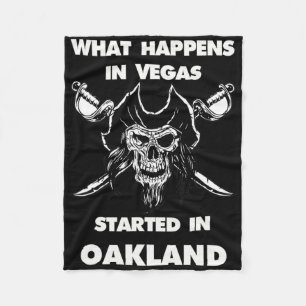 Was in Vegas passiert, begann in Oakland Fleecedecke