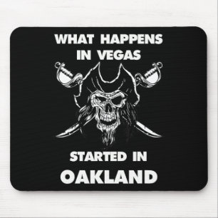 Was in Vegas passiert, begann in Oakland Mousepad