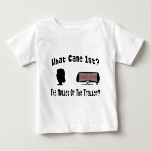 Was kam 1.?  Die Meeräsche oder der Anhänger? Baby T-shirt