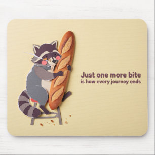 Waschbär umarmt Baguette Papier Ausschnitt-Mauspad Mousepad