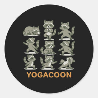 Waschbär Yoga  Runder Aufkleber