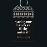 Wash your Hands 2020 Funny Spaß Sweater Stitch Geschenkanhänger<br><div class="desc">Kann an Ihre Bedürfnisse angepasst werden,  um Ihren Anzug zu erfüllen. © Gorjo Designs. Made for you via Zazzle Plattform. // Benötigen Sie Hilfe bei der Anpassung Ihres Designs? Andere Ideen got? Kontaktieren Sie mich (Zoe) direkt über den unten stehenden Kontaktknopf.</div>