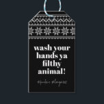 Wash your Hands 2020 Funny Spaß Sweater Stitch Geschenkanhänger<br><div class="desc">Kann an Ihre Bedürfnisse angepasst werden,  um Ihren Anzug zu erfüllen. © Gorjo Designs. Made for you via Zazzle Plattform. // Benötigen Sie Hilfe bei der Anpassung Ihres Designs? Andere Ideen got? Kontaktieren Sie mich (Zoe) direkt über den unten stehenden Kontaktknopf.</div>