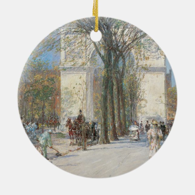 Washington Arch, Frühling von Frederick Childe Has Keramik Ornament (Hinten)