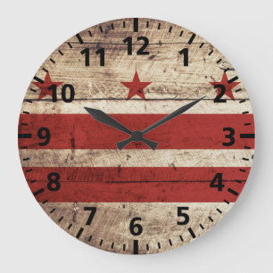 Washington DC-Flagge auf altem hölzernem Korn Große Wanduhr
