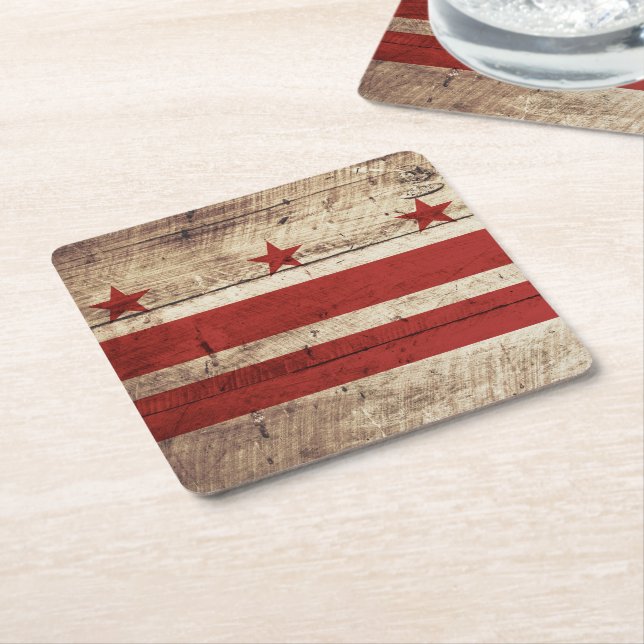 Washington DC-Flagge auf altem hölzernem Korn Rechteckiger Pappuntersetzer (angewinkelt)