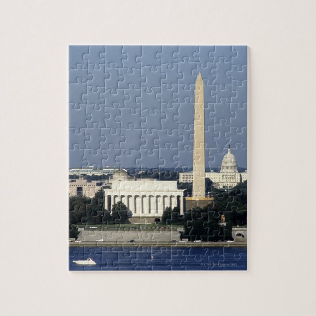 Washington DC Skyline mit US-Gebäude zur Hauptstad (Vertikal)