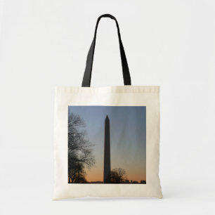 Washington Monument bei Sonnenuntergang in DC Tragetasche