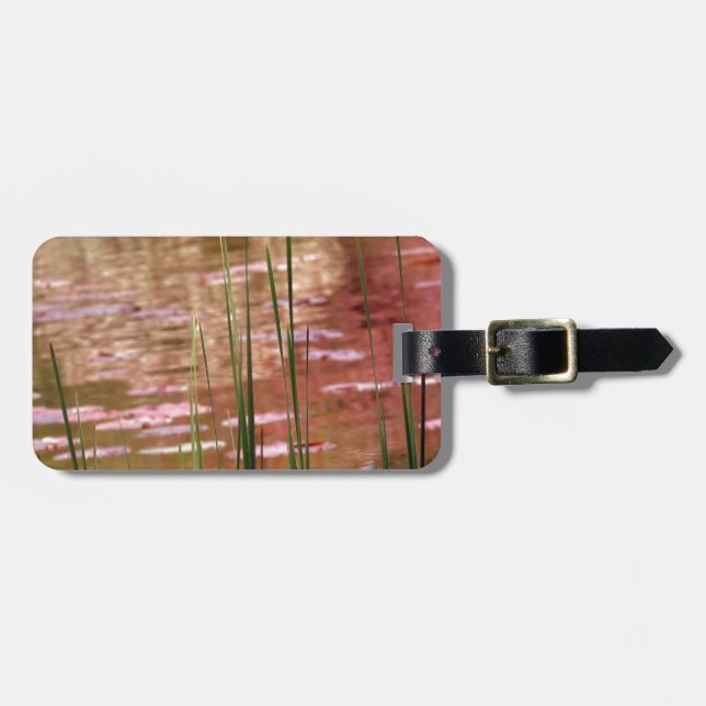 Wasser durch Schilf Gepäckanhänger (Vorderseite horizontal)