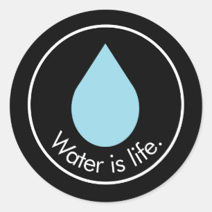 Wasser ist Leben. Klassischer Rundaufkleber Runder Aufkleber