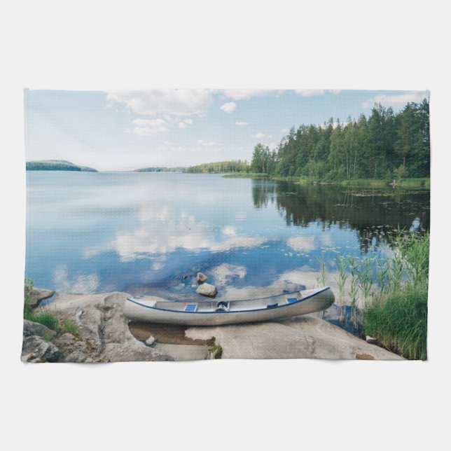 Wasser | Kanufahrt am See in Schweden Geschirrtuch (Horizontal)
