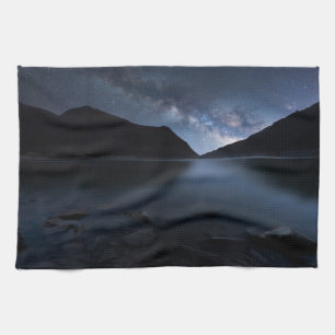 Wasser See in der Nacht Geschirrtuch