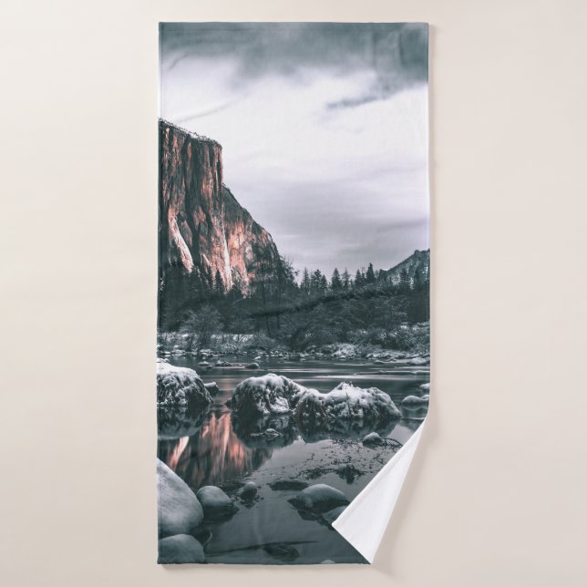 WASSER UND BERGE BADEHANDTUCH (Badehandtuch)