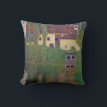 Wasserburg, Gustav Klimt Kissen<br><div class="desc">Gustav Klimt (14. Juli 1862 - 6. Februar 1918) war ein österreichischer symbolischer Maler und einer der prominentesten Mitglieder der Wiener Sezessionsbewegung. Klimt ist bekannt für seine Gemälde, Wandgemälde, Skizzen und andere Kunstobjekte. Neben seinen figurativen Werken, die Allegorien und Portraits enthalten, malte er Landschaften. Unter den Künstlern der Wiener Sezession...</div>