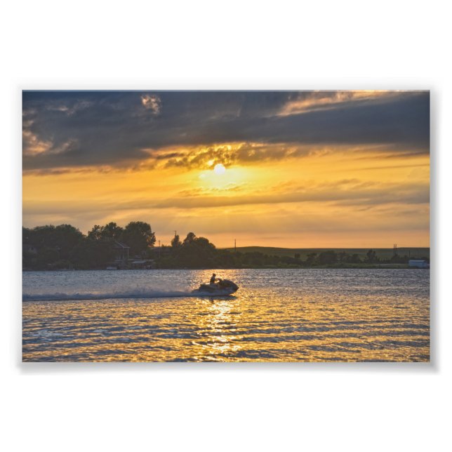 Wasserfahrzeug am Wabunsee bei Sunset, Kansas Fotodruck (Vorne)
