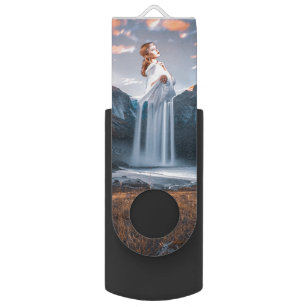 Wasserfall der Mutter Natur Moderne Girly Fantasy USB Stick