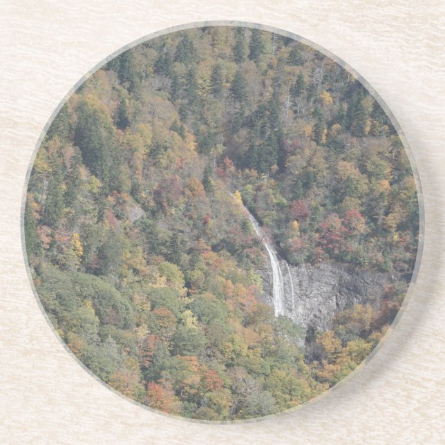 Wasserfall im Blauen Rücken im Herbst Getränkeuntersetzer (Vorne)