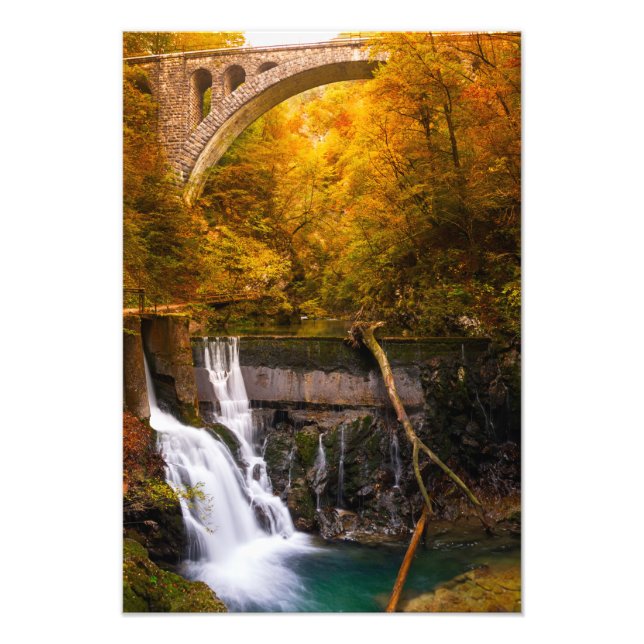 Wasserfall im Canyon der Vintgar-Schlucht im Herbs Fotodruck (Vorne)
