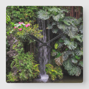 Wasserfall im Grünen, China Quadratische Wanduhr