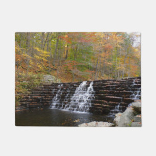 Wasserfall im Laurel Hill Staat Park I Fußmatte