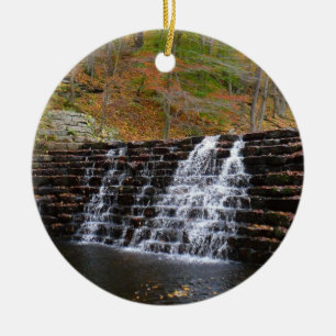 Wasserfall im Laurel Hill State Park I Keramikornament