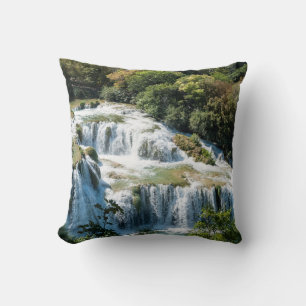 Wasserfall im Nationalpark Krka - Dalmatien, Kroat Kissen