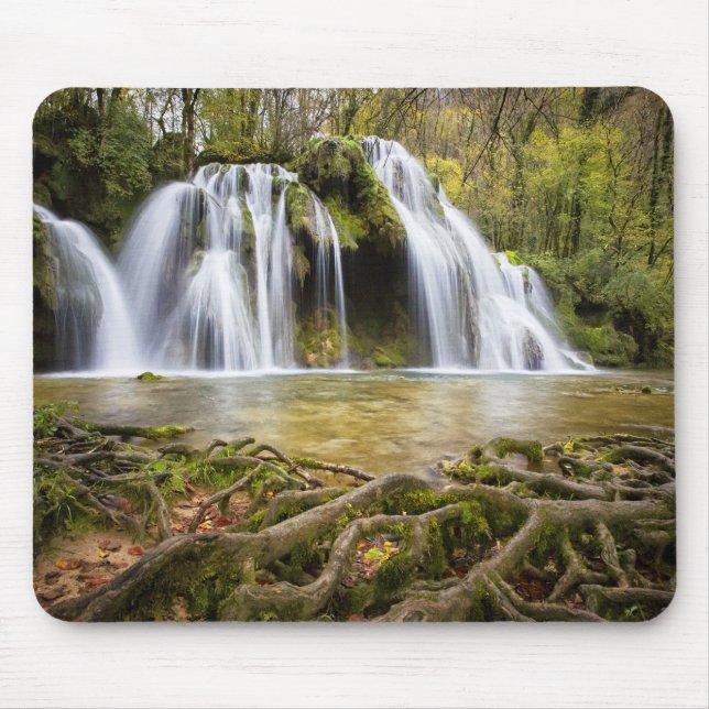 Wasserfall im Wald Mousepad (Vorne)