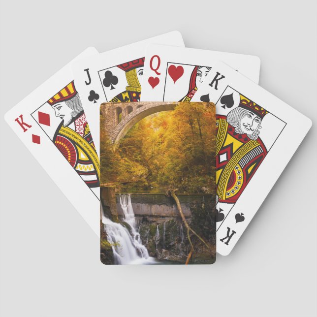 Wasserfall in der Vintgar Schluchtschlucht im Spielkarten (Rückseite)