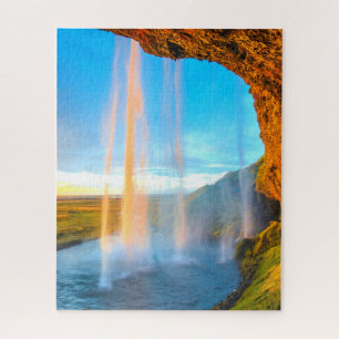 Wasserfall über Felsen Naturfotografie Friedlich