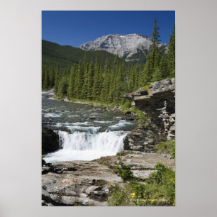 Wasserfälle mit Felsen-Leiste und einem Berg Poster