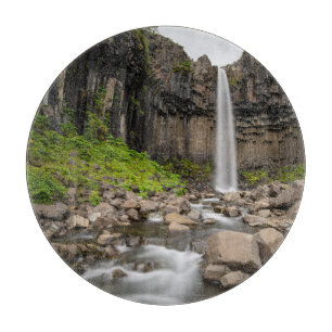 Wasserfälle   Wasserfall Svartifoss, Südisland Schneidebrett