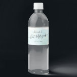 Wasserfarbe Blau x Gold Bat Mitzvah<br><div class="desc">Dieses schicke und elegante Wasserflaschenlabel besticht durch einen weißen Hintergrund mit türkisblauen Pinselstrichen in Aquarellfarben und Imitaten mit goldenen Spritzern. Personalisieren Sie es für Ihre Bedürfnisse. Mehr passende Produkte finden Sie in meinem Geschäft.</div>