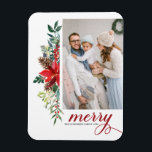 Wasserfarbe Poinsettia Botanische Frohe Weihnachte Magnet<br><div class="desc">Fröhlich und hell! Feiern Sie Weihnachten mit diesem Aquarell Foto Weihnachtsmagneten Foto. Es verfügt über eine blumengeschmückte Aquarellgarage mit roten Poinsettias,  Pinecones,  Beeren und Grünpflanzen. Personalisieren Sie diese durch Hinzufügen von Fotos,  Namen und Nachrichten. Dieser botanische Weihnachtsmagnet ist auch in anderen Fotos erhältlich.</div>