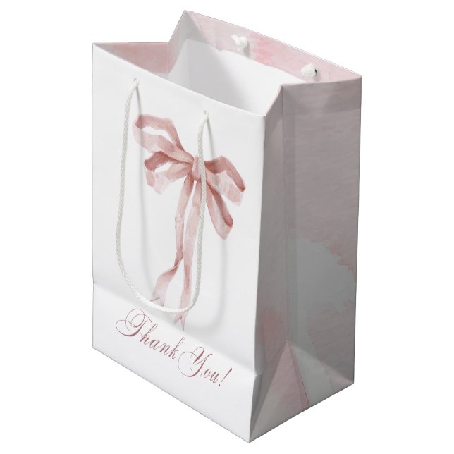 Wasserfarbe Rosa Bow Mädchen BabyduscheGeschenktas Mittlere Geschenktüte (Vorderseite Schrägansicht)