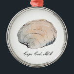 Wasserfarben Clam Seashell Beach Ornament<br><div class="desc">Dieses bescheidene Design der Muschel wurde mit Aquarell und Tinte erstellt. Die weiche Blues der Marine und die blassgelben Gelbtöne der Muschel verleihen dem Design eine dreidimensionale Qualität. Die Konturen der Farben kontrastieren gut mit der hellen Muschel und den Hintergrundfarben. Die gedämpften Farben des Designs erinnern an die friedlichen und...</div>