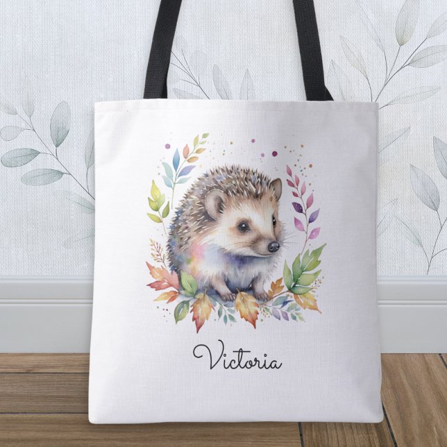 Wasserfarben-Igel-Waldtier personalisiert Tasche (A personalized tote bag with illustration of a cute hedgehog and leaves, in a watercolor style)