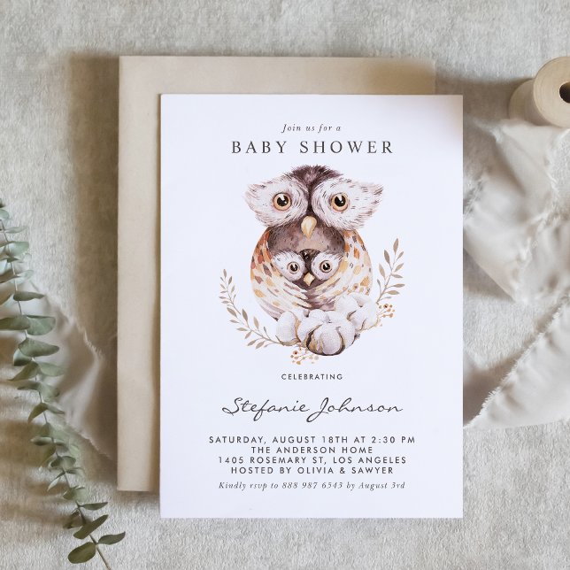 Wasserfarben-Mommy und Baby-Owl-Fall-Baby-Dusche Einladung (Woodland baby shower invitation featuring watercolor mommy and baby owls and boho foliage.)