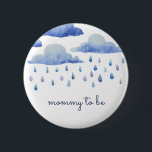 Wasserfarben Wolken Kinderdusche Custom Familienmi Button<br><div class="desc">Erstellen Sie mithilfe dieser Vorlagen von Cali Graphics Ihre eigenen benutzerdefinierten Buttons für Watercolor Clouds Baby Shower Custom Family Member. Dieses niedliche Babyduschdesign besticht durch Aquarellwolken, Regentropfen und elegante Typografie. Passen Sie diese Schaltflächen an, indem Sie auf "Personalisieren" klicken und Ihren Text in die Vorlagenfelder eingeben. Wenn Sie gewollt haben,...</div>