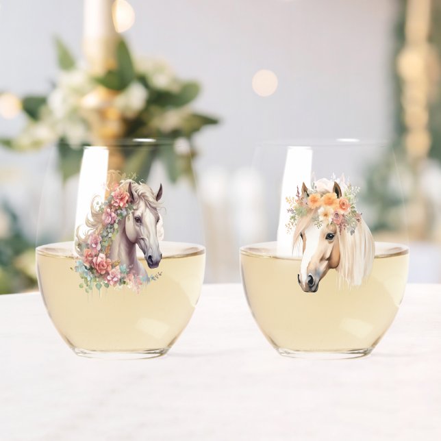 Wasserfarbene Pferdeköpfe mit Blumenkränzen Weinglas Ohne Stiel (Insitu (Hochzeit))