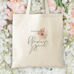 Wasserfarbene Rosa Blütenmäuse Personalisiert Tragetasche<br><div class="desc">Einfach und chic Flower Girl Tote Tasche Hochzeitskenntnisse mit einem handgeschriebenen Skript-Schriftart unterstützt von einer weichen, pastellfarbenen Aquarell-Blume in einer staubigen Rose rosa und personalisiert mit ihrem Namen. OPTIONEN: Im Standardformat Mittelformat dargestellt - andere Größen und Stile sind auf der Bestellseite verfügbar. HILFE: Für Hilfe bei der Modifizierung oder Personalisierung...</div>