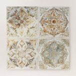 Wasserfarbene Vintage Mosaikfliesen. Blumenazulejo<br><div class="desc">Wasserfarbenes Vintages Mosaikfliesen-Puzzle in zarter Beige-Farbe. Abstraktes Blumenazulejo im spanischen oder italienischen Stil.</div>