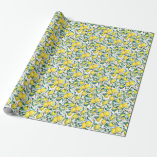 Wasserfarbene Zitronen, frischer Zitruszweig. Geschenkpapier